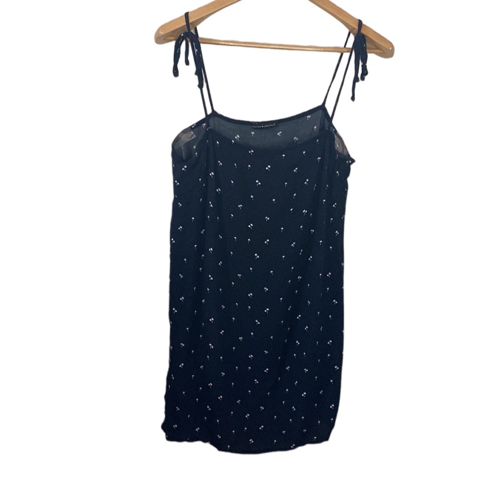 Brandy Melville navy scattered micro palm print tie strap square neck mini dress - Picture 2 of 9